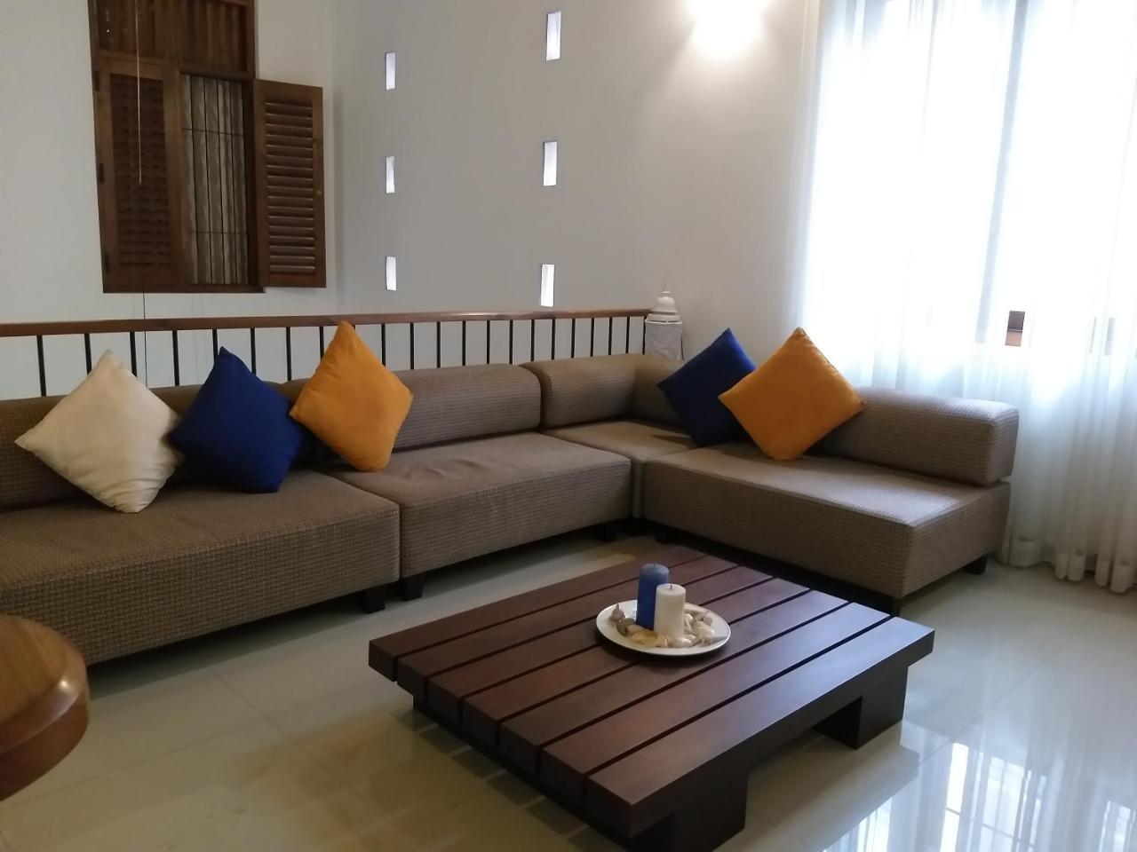 Cosy Nest Home Stay Negombo Ngoại thất bức ảnh