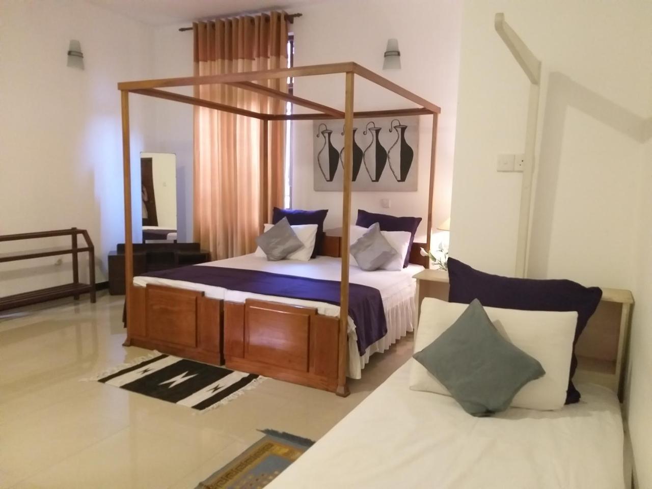 Cosy Nest Home Stay Negombo Ngoại thất bức ảnh