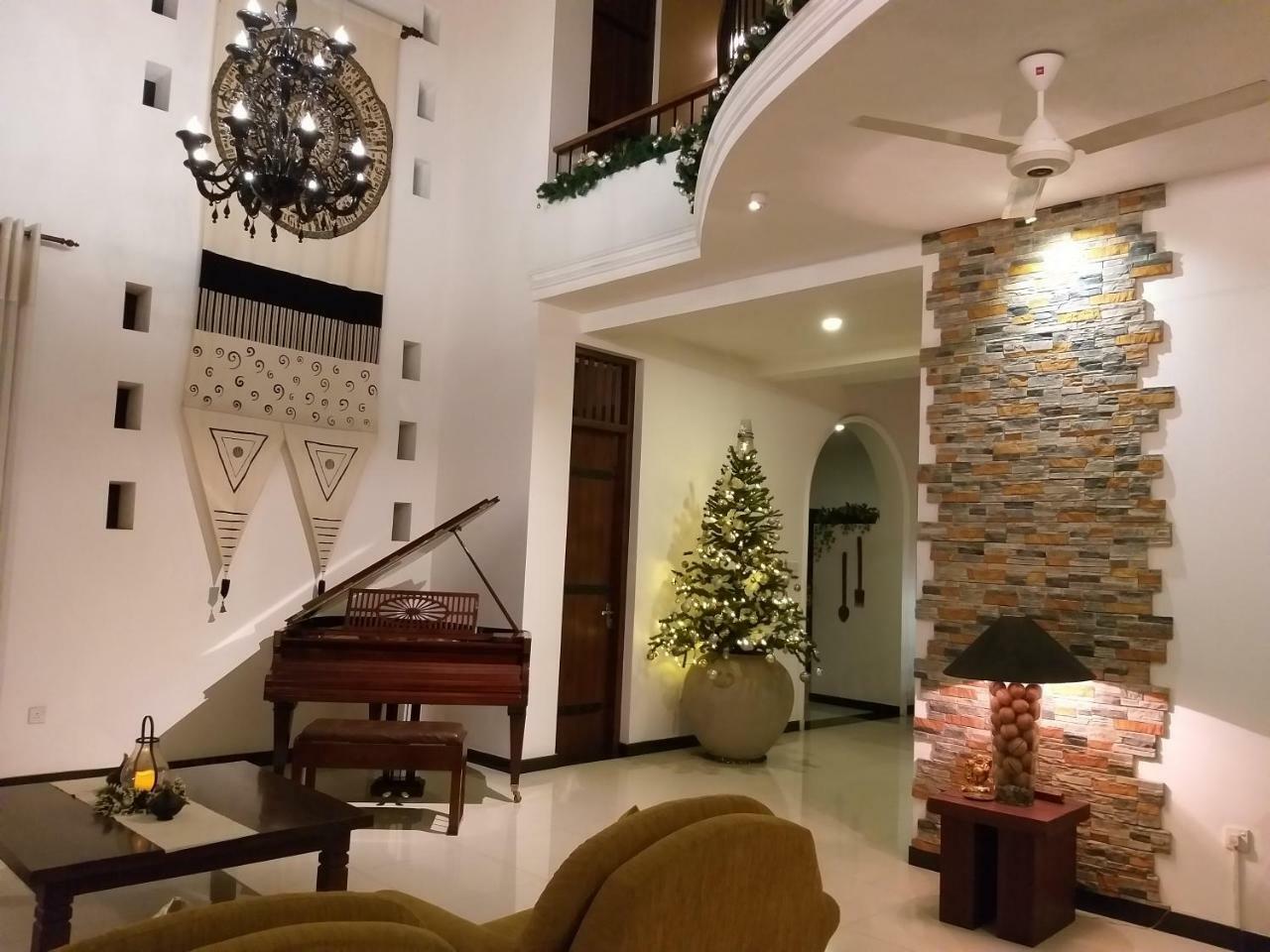 Cosy Nest Home Stay Negombo Ngoại thất bức ảnh